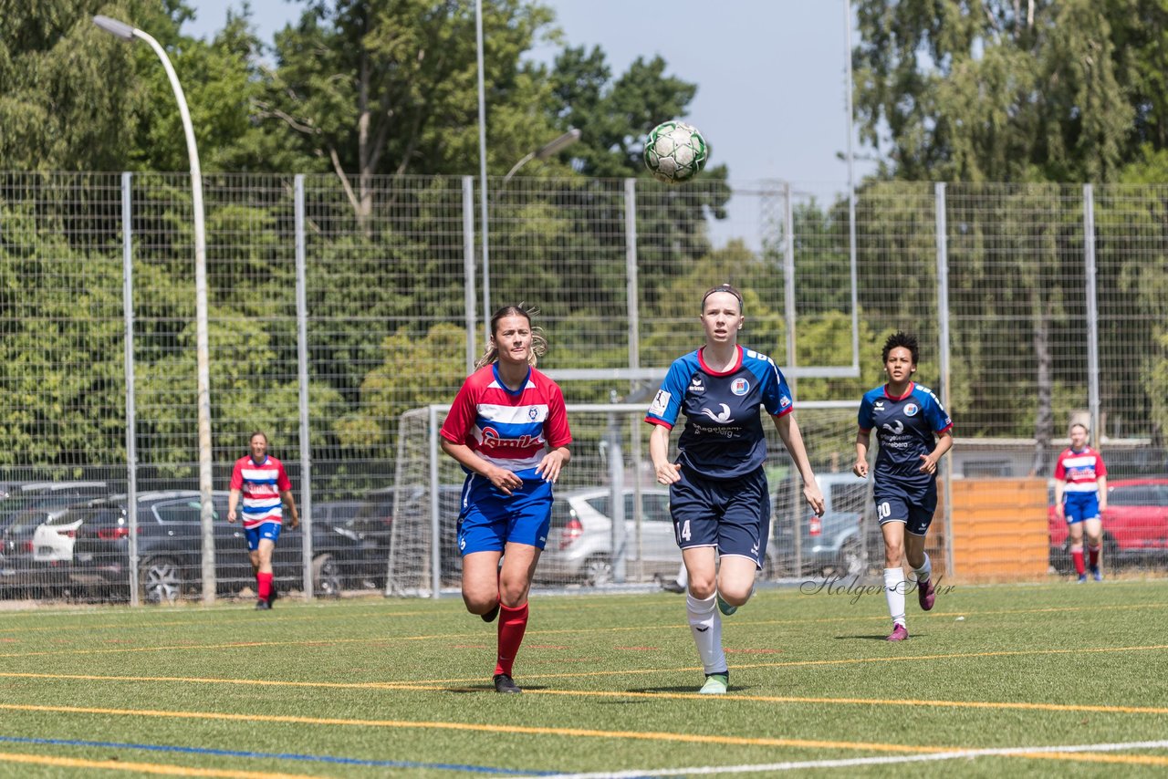 Bild 258 - wBJ Holsatia Elmshorn - VfL Pinneberg : Ergebnis: 1:4